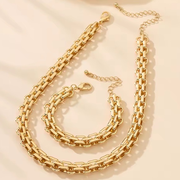 Gold Chain Necklace and Bracelet Set - Picture 2 of 2
